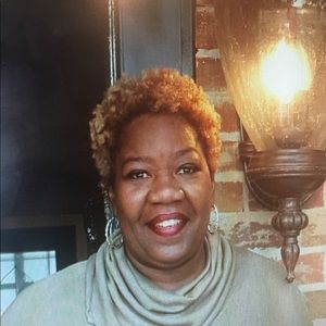 Meet your Posher, Brenda